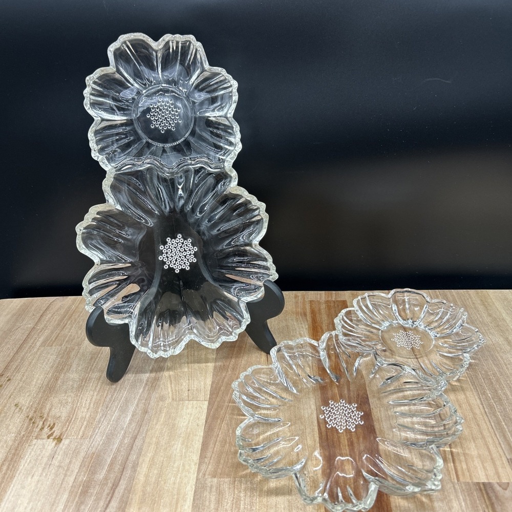 2 Vintage Hazel Atlas Double Daisy Clear Glass Snack Tray/Plate